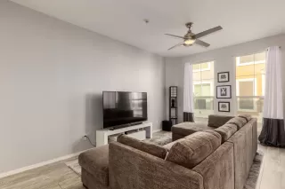 Photo #2: 6133825 Listing