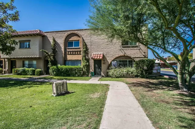 MLS: 6133919 Condo For Sale