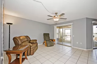 Photo #5: 6134027 Listing 