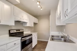 Photo #3: 6134049 Listing