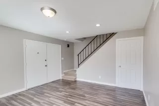 Photo #6: 6134049 Listing