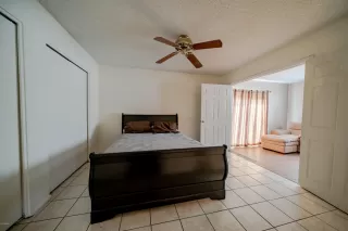 Photo #5: 6134111 Listing