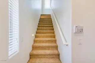 Photo #4: 6134144 Listing