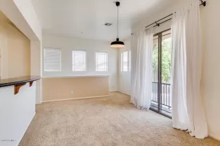 Photo #5: 6134144 Listing