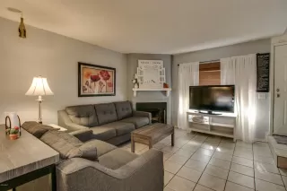 Photo #4: 6134296 Listing