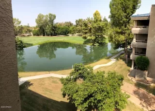 Photo #5: 6134297 Listing