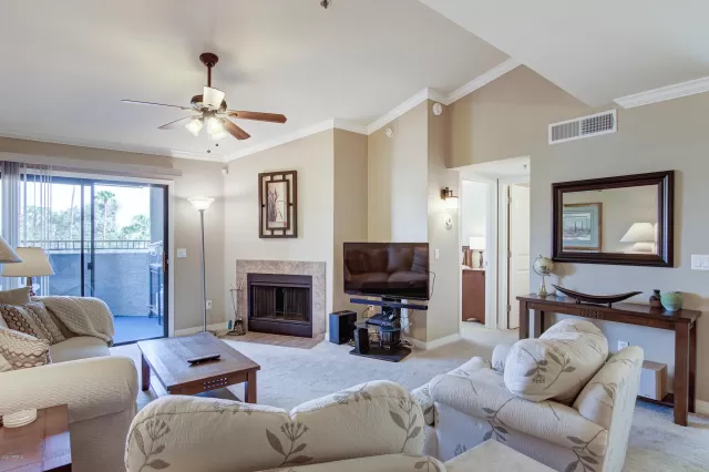 MLS: 6134326 Condo For Sale