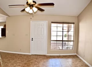 Photo #6: 6134402 Listing