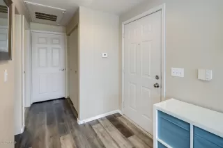 Photo #2: 6134507 Listing