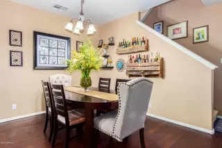 Photo #6: 6134572 Listing