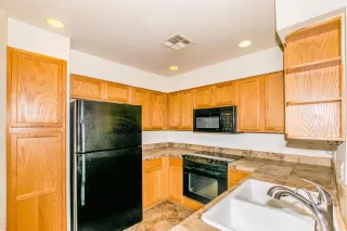 Photo #6: 6134578 Listing 