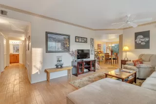 Photo #2: 6134593 Listing 