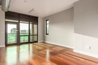 Photo #5: 6134802 Listing