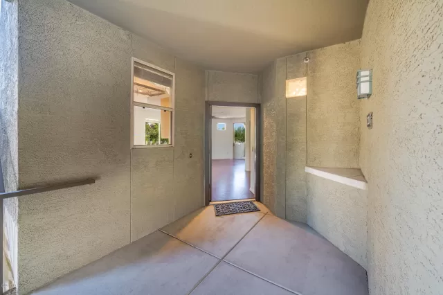 MLS: 6134973 Condo For Sale