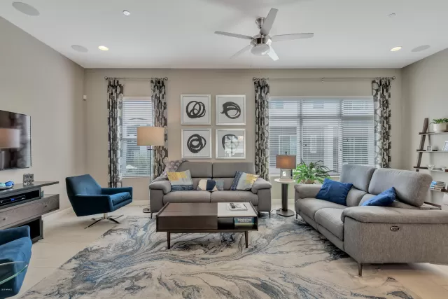 MLS: 6135059 Condo For Sale