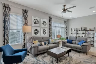 Photo #3: 6135059 Listing