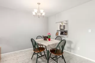 Photo #3: 6135072 Listing