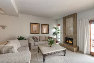 Photo #2: 6135099 Listing