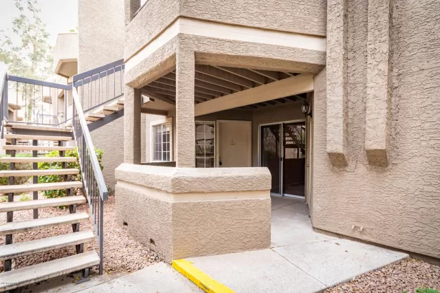 MLS: 6135160 Condo For Sale