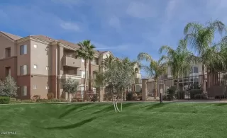 Photo #3: 6135165 Listing