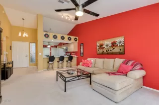 Photo #2: 6135538 Listing