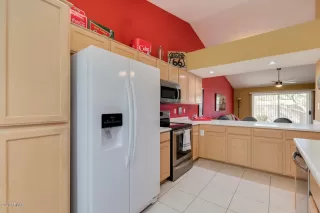 Photo #5: 6135538 Listing