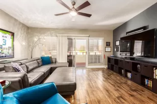 Photo #6: 6135554 Listing