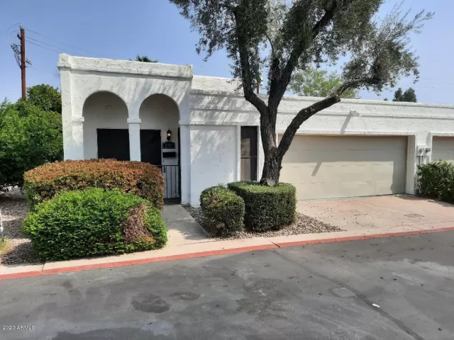 MLS: 6135725 Condo For Sale