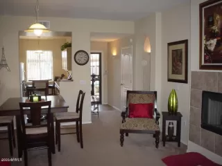 Photo #5: 6135798 Listing