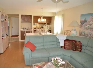 Photo #6: 6135969 Listing 