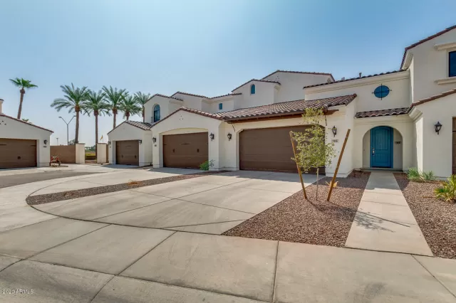 MLS: 6135970 Condo For Sale