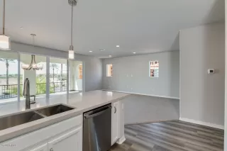 Photo #2: 6135970 Listing 