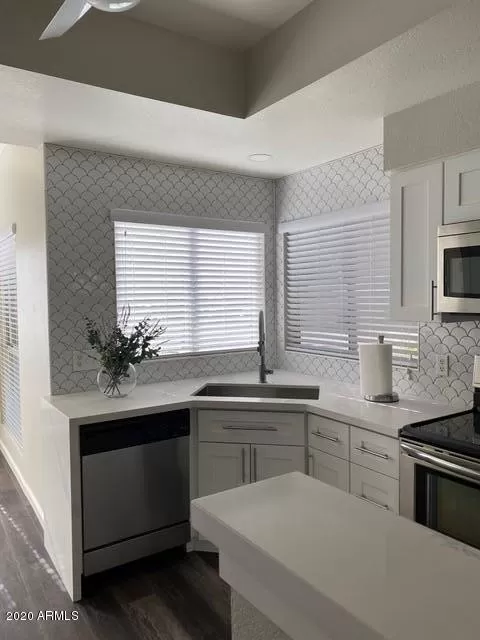 MLS: 6135982 Condo For Sale