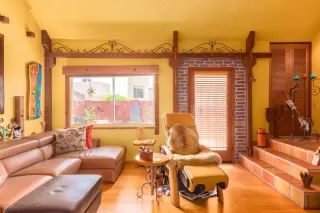 Photo #2: 6136162 Listing