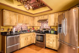 Photo #6: 6136162 Listing