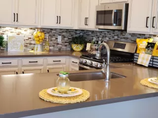 Photo #3: 6136255 Listing 