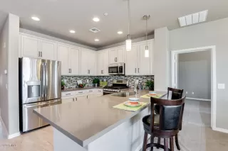 Photo #4: 6136255 Listing 