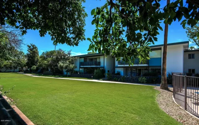 MLS: 6136268 Condo For Sale