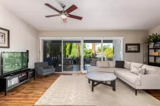 Photo #3: 6136268 Listing