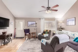 Photo #3: 6136311 Listing 