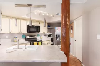 Photo #4: 6136311 Listing 