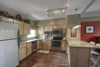 Photo #3: 6136352 Listing