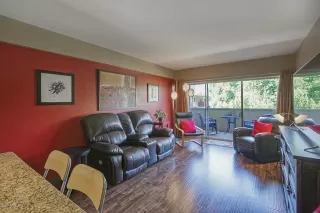 Photo #5: 6136352 Listing