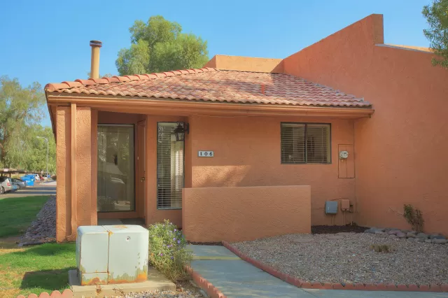 MLS: 6136439 Condo For Sale