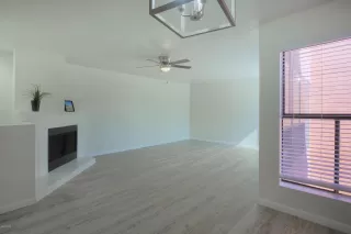 Photo #4: 6136439 Listing