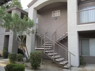 Photo #4: 6136605 Listing