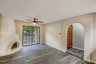 Photo #2: 6136618 Listing 