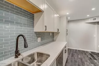 Photo #6: 6136618 Listing 