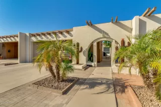 Photo #2: 6136622 Listing 