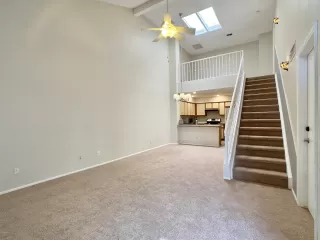 Photo #3: 6136646 Listing